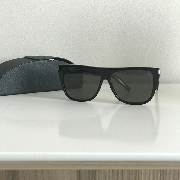 Saint Laurent SL 1 002 sunglasses - Picture 1 of 3
